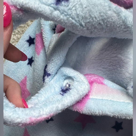 Bath towel with stars - Picture 3 of 3